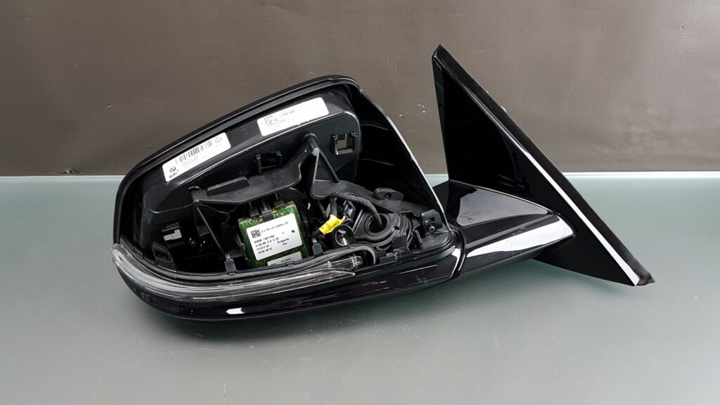 BMW X2 F39 Mirror OEM 2640752