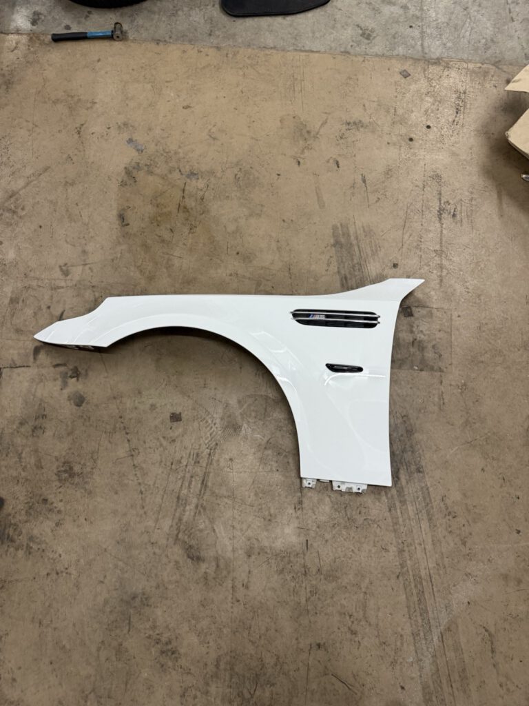 BMW 5 Series E60 E61 Fender