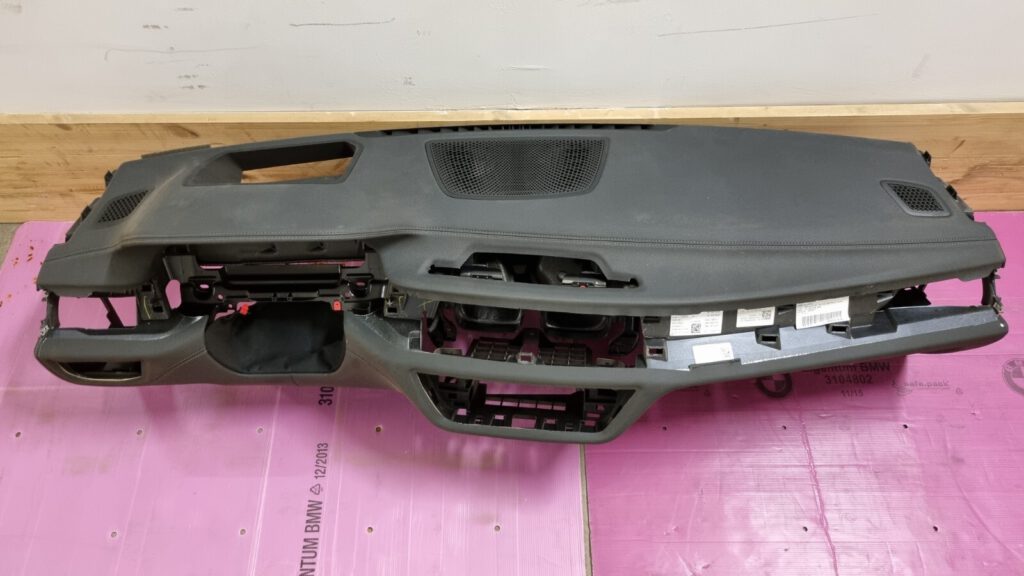 BMW 7er G11 G12 Armaturenbrettteil
