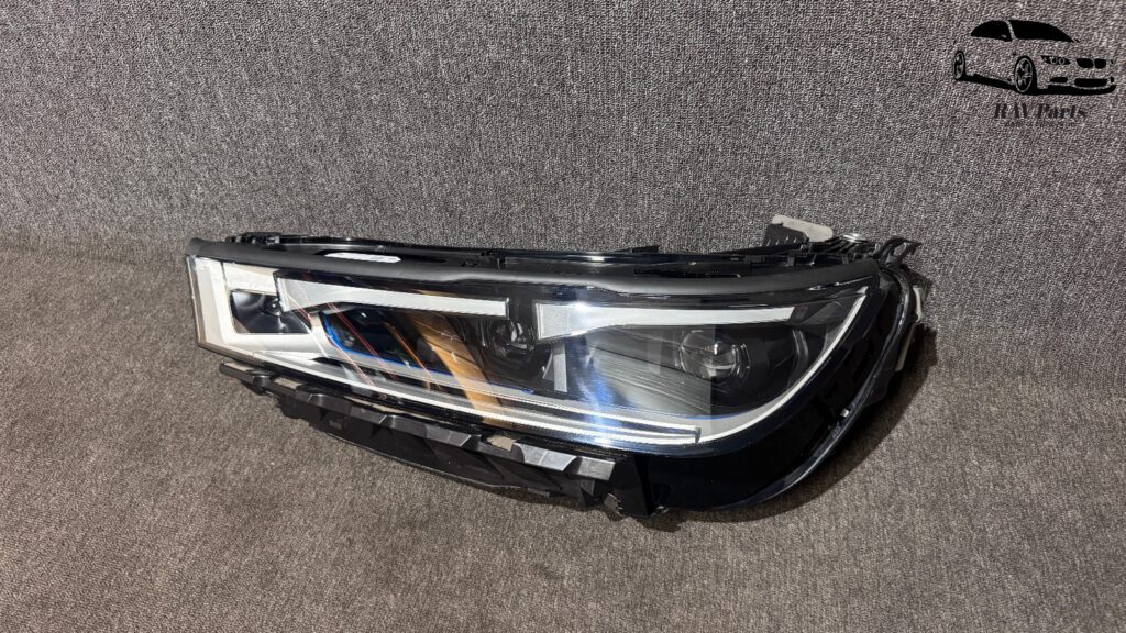 BMW iX I20 Scheinwerfer OEM 5A3CEA1