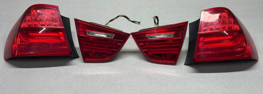 BMW 3er E90 Rückleuchte OEM 7154153