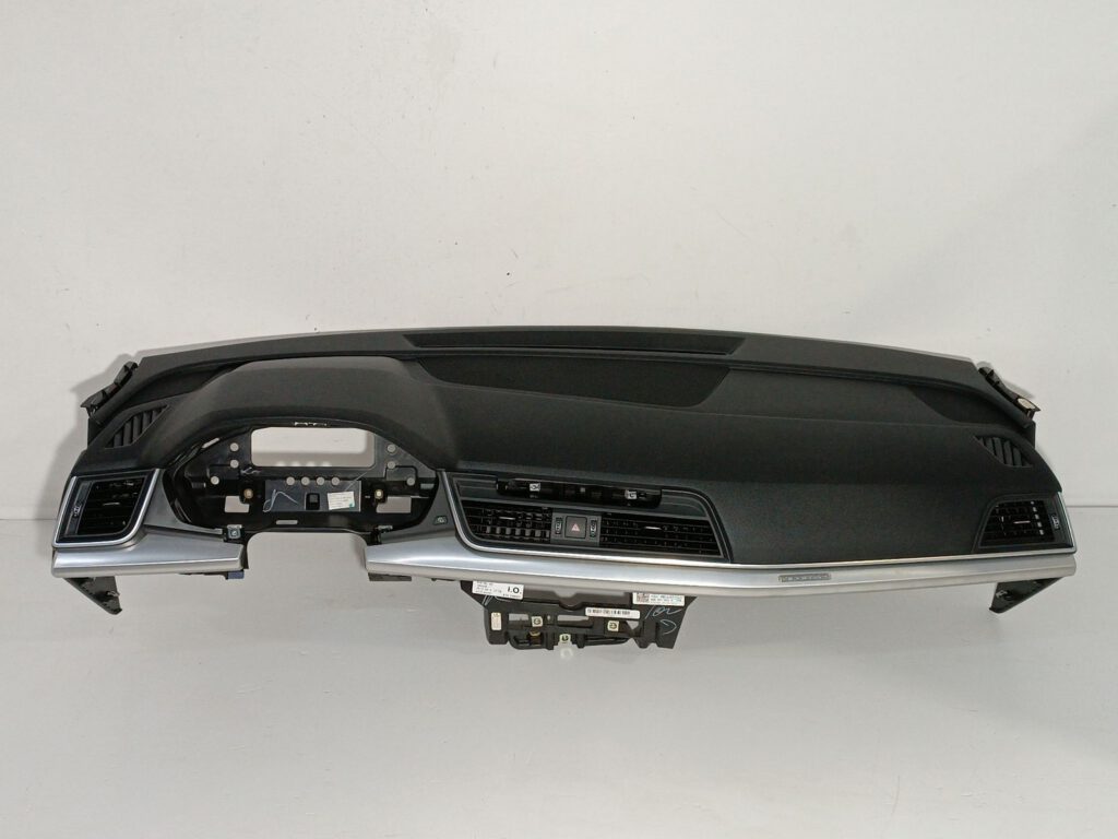 Audi Q5 FY SUV Armaturenbrettteil OEM 80B857001D