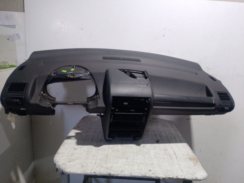 Audi A2 8Z Armaturenbrettteil OEM 8Z1857008