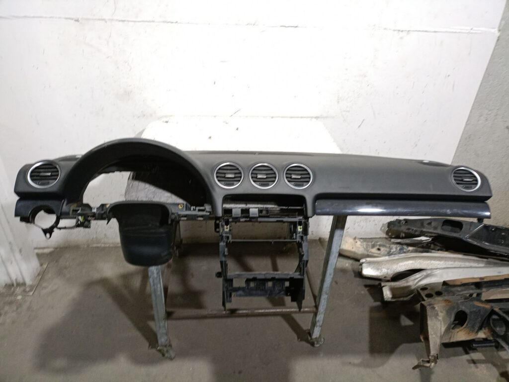 Audi A4 B6 8H Cabriolet Armaturenbrettteil OEM 8H1857008B24A