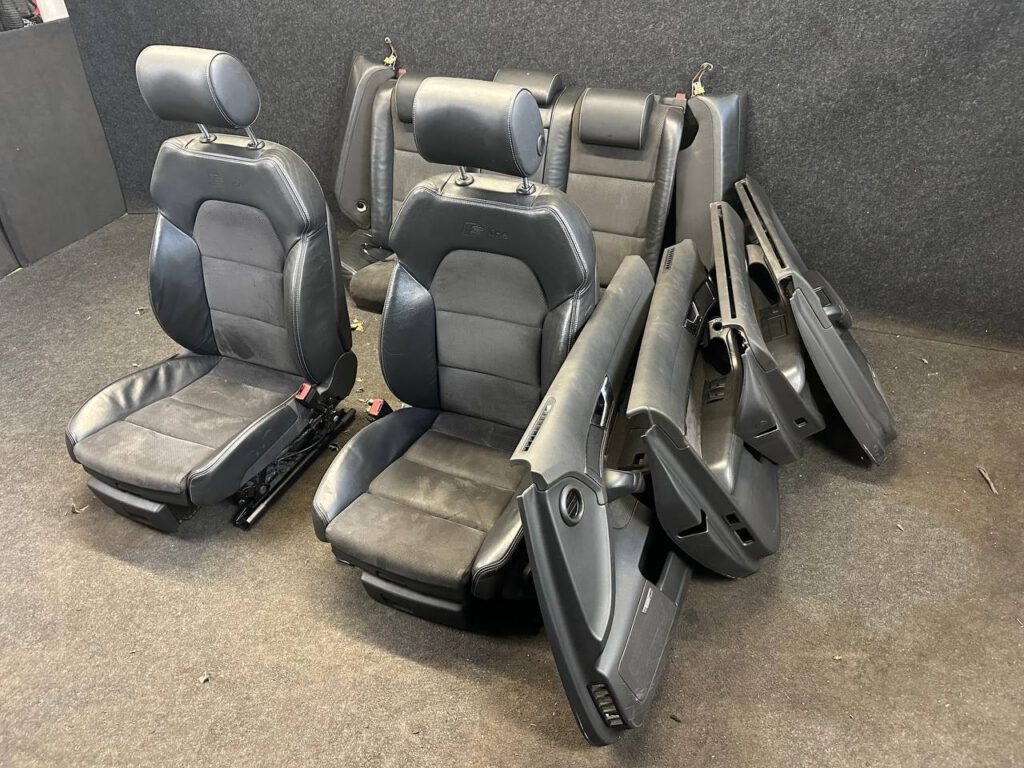Audi A6 S6 C6 4F Sitz- und Türverkleidungsset