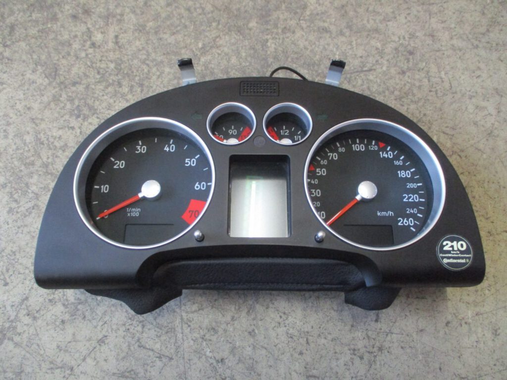 Audi TT 8N Kombiinstrument OEM 8N1920880H