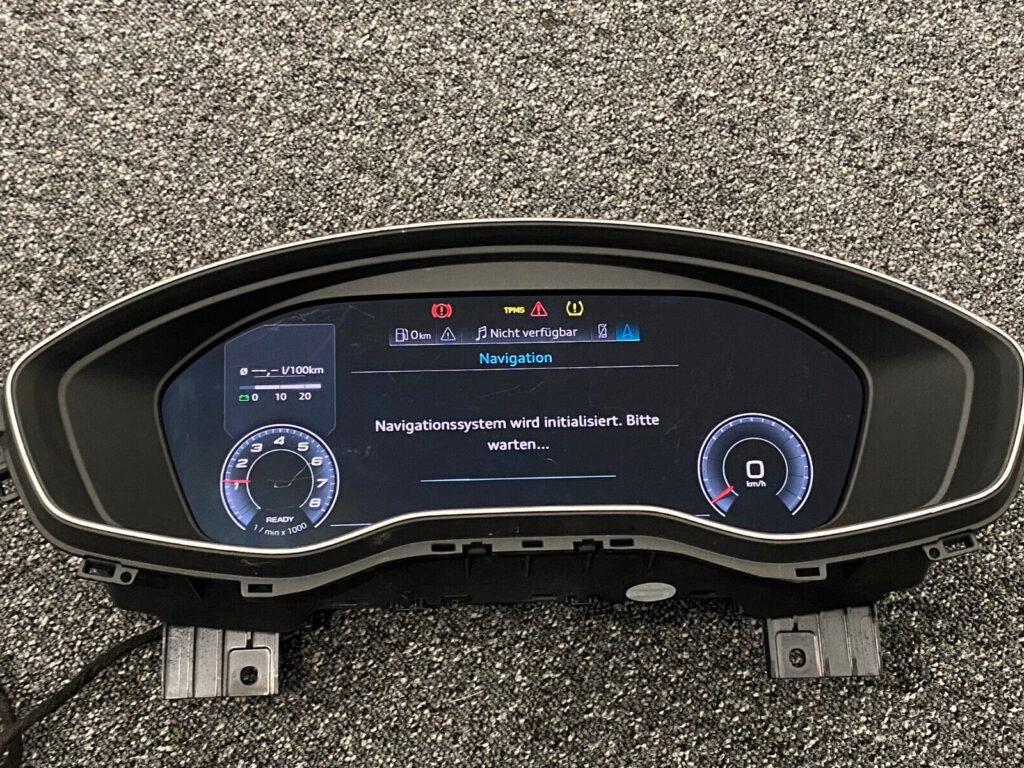 Audi A4 RS4 A5 RS5 Q5 SQ5 8W Digitales Kombiinstrument OEM 8W5920790K