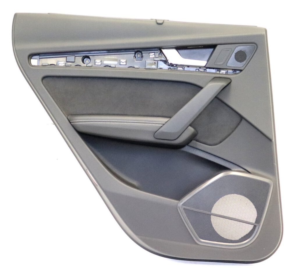 Audi Q5 FY Türverkleidung hinten links OEM 80A867303F
