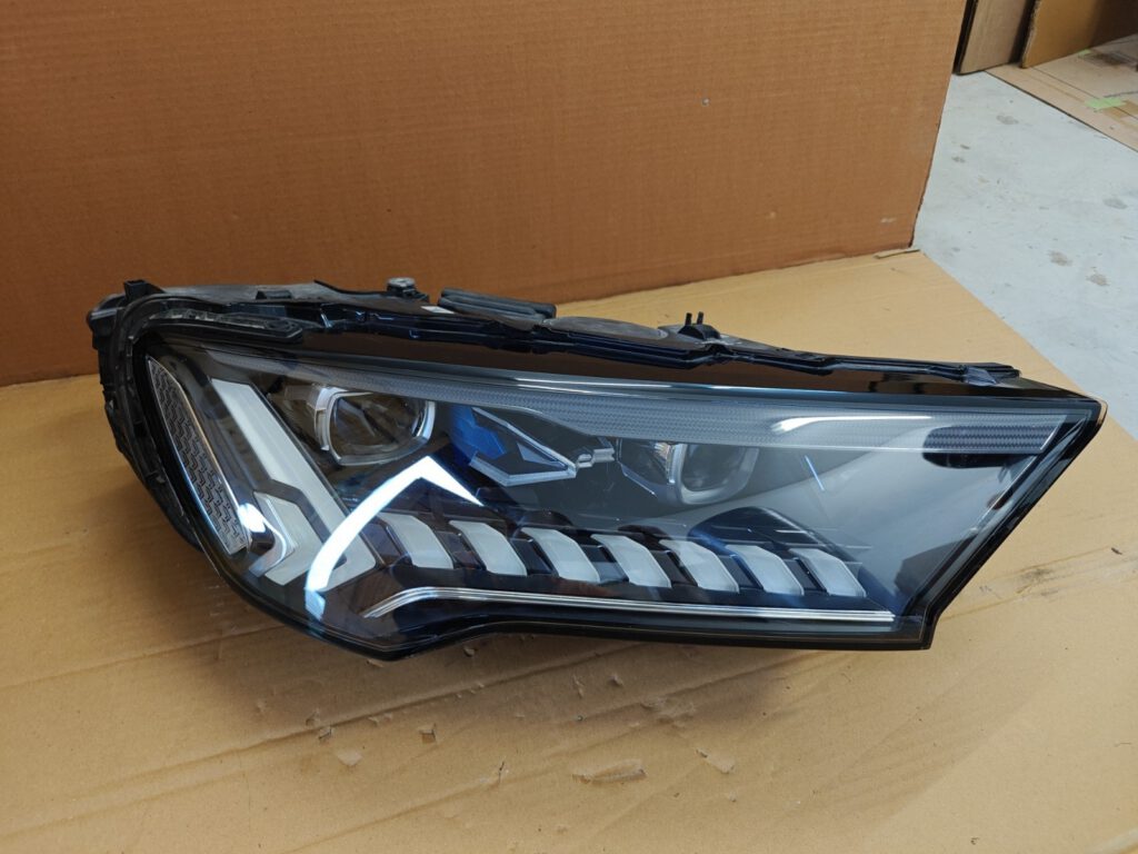 Audi Q7 4M LED Scheinwerfer rechts OEM 4M0941086C