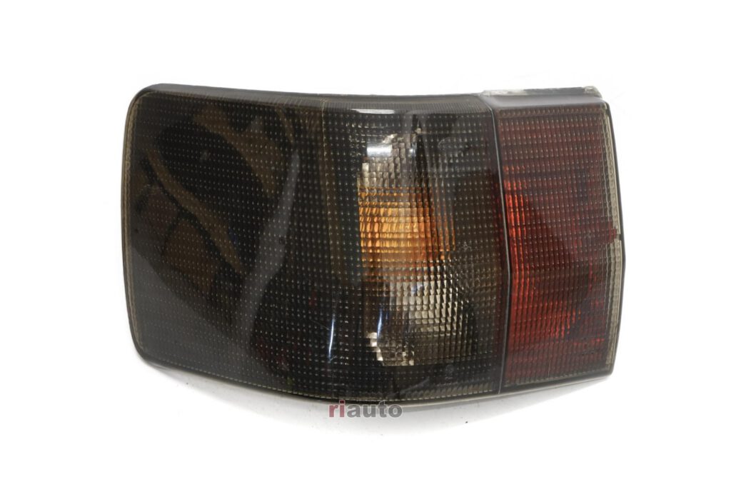 Audi 80 90 S2 B3 B4 Rückleuchte links