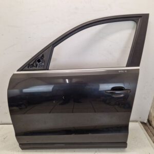 Audi Q5 8R Door Front Left Color LZ7L