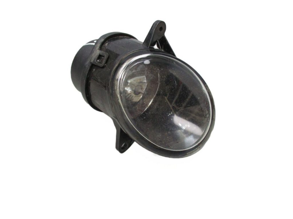 Audi A6 C5 4B antibrouillard droite Réf. 246562-00 (155439)