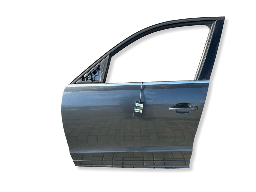 Audi Q5 8R Door Front Left