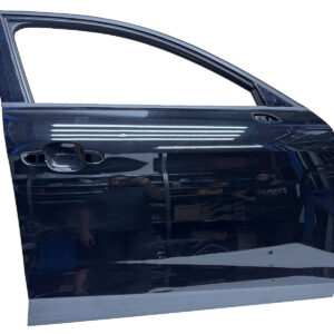 Audi A4 B9 8W Avant Door Front Right Color LY9T