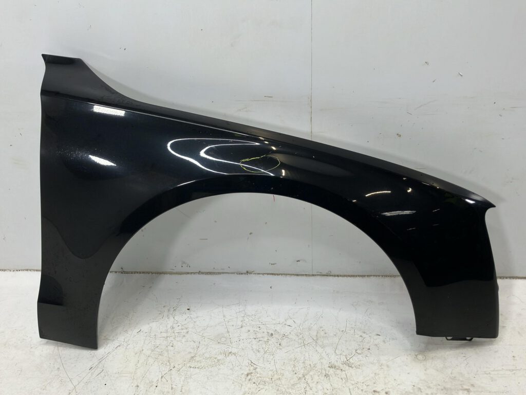 Audi A8 D4 4H aile avant droite OEM 4H0821106B