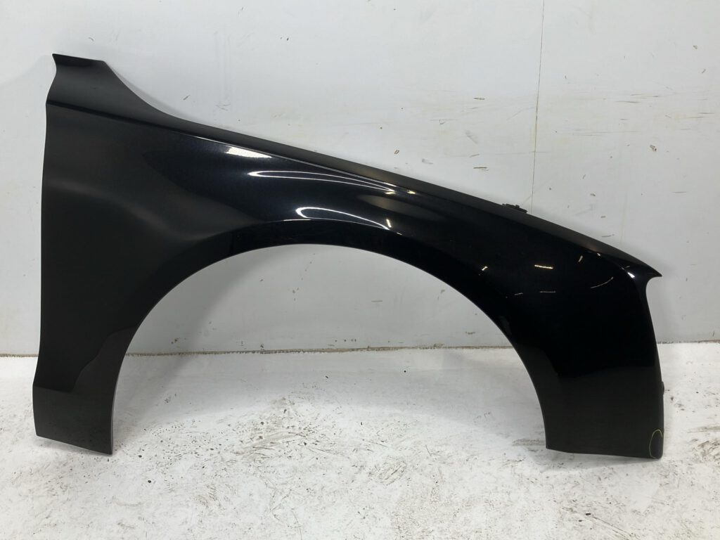 Audi A8 D4 4H aile avant droite OEM 4H0821106B