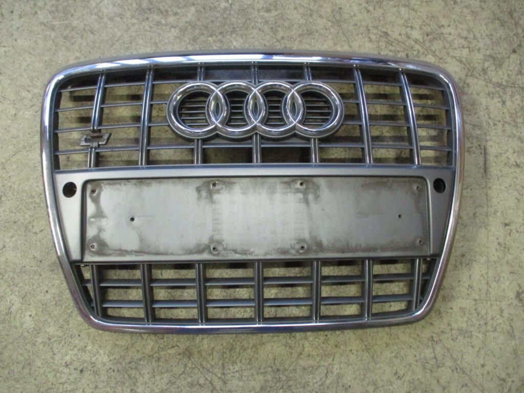Audi S6 C6 4F Singleframe Kühlergrill OEM 4F0853651AJ