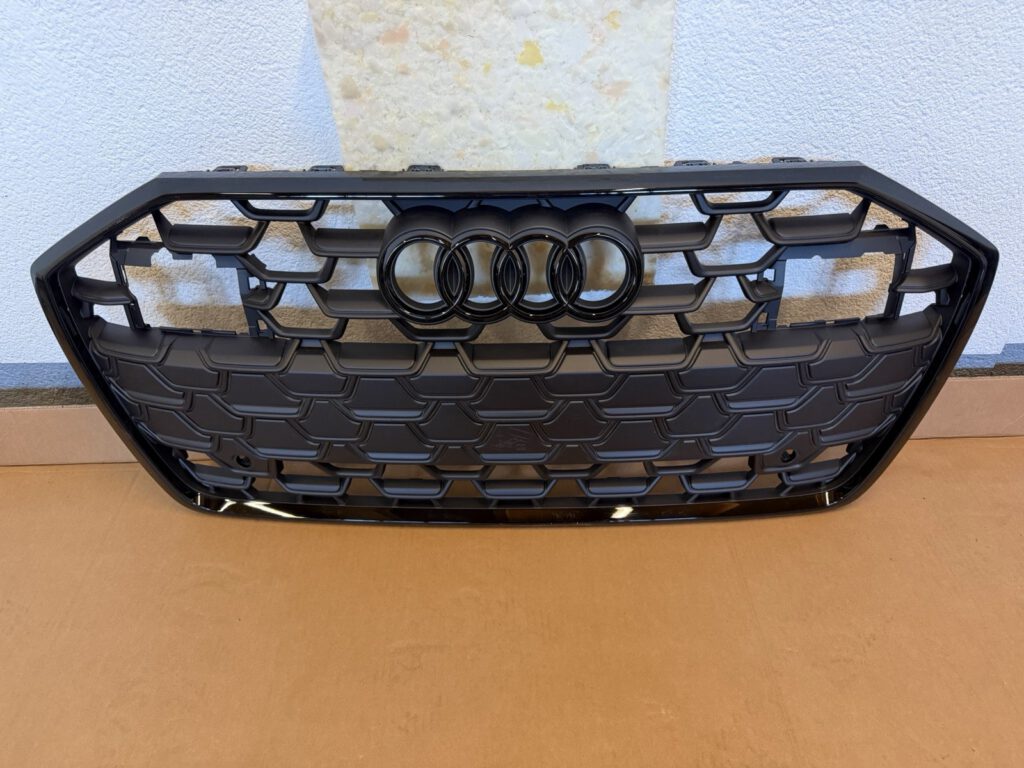 Audi A6 C8 4K Grille OEM 4K0853651R