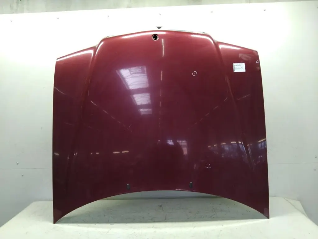 Capot Mercedes Classe C W202 rouge Titanite OEM 2028800157