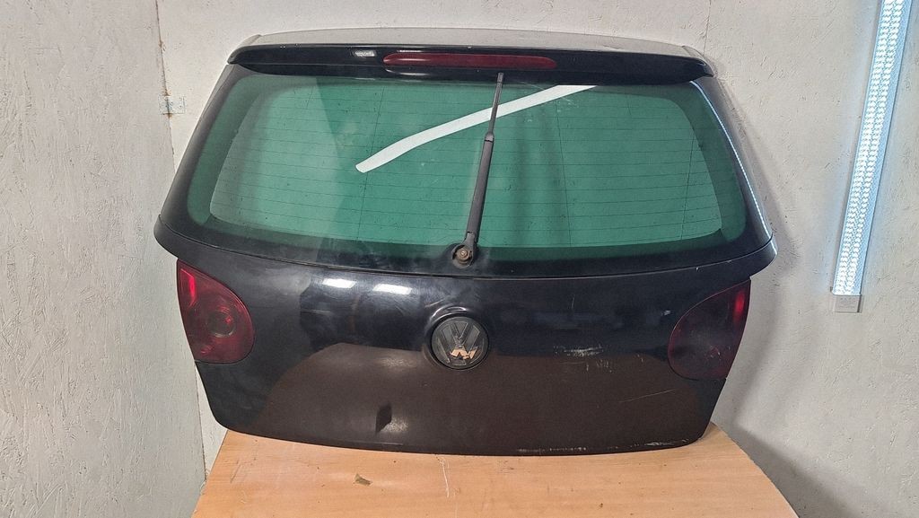 Volkswagen Golf V Rear Tailgate