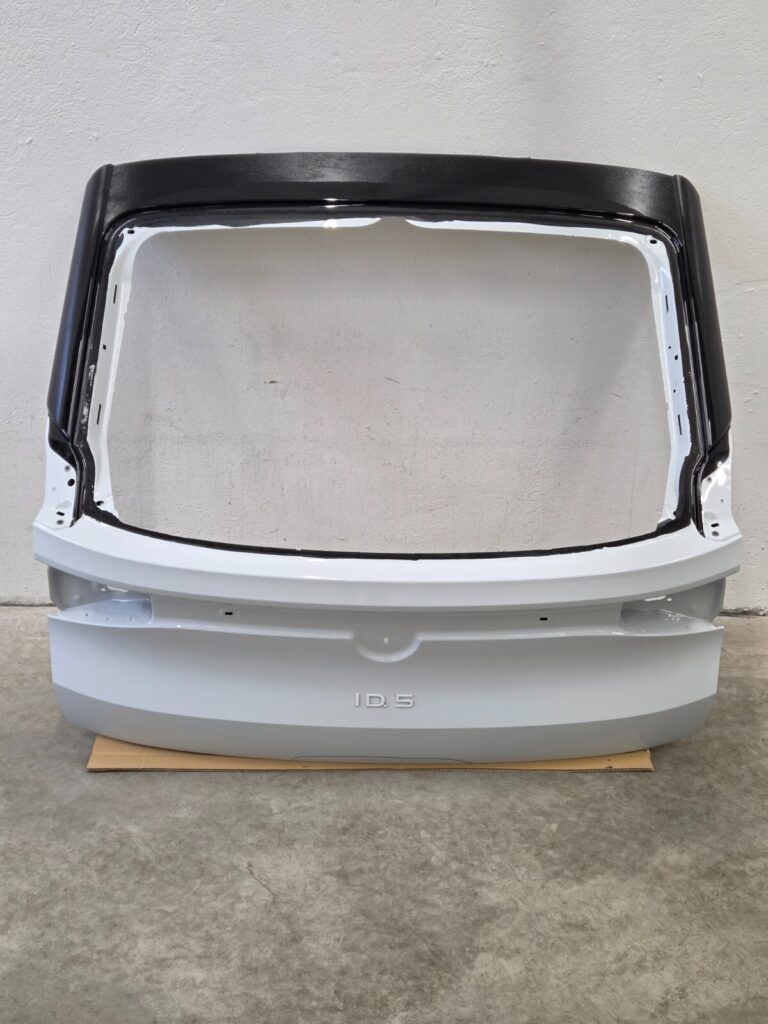 Volkswagen ID.5 11A / E2 Rear Tailgate