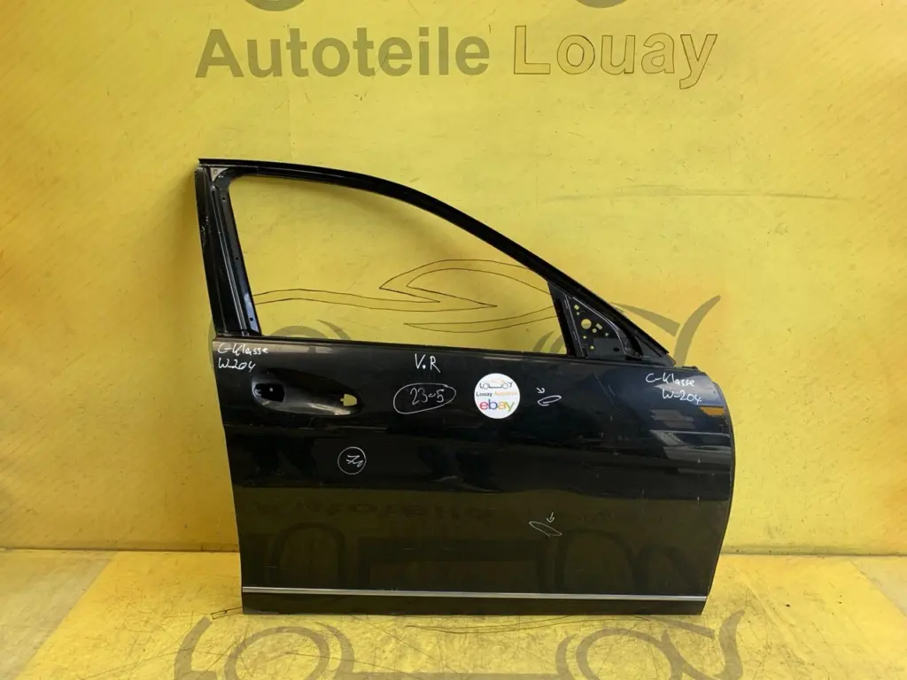 Mercedes C-Class 204 Front Right Door Black