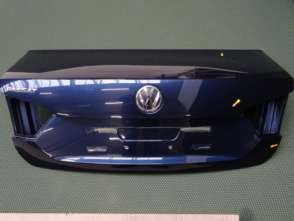 Volkswagen Passat US B7 Sedan Rear Trunk Lid Blue