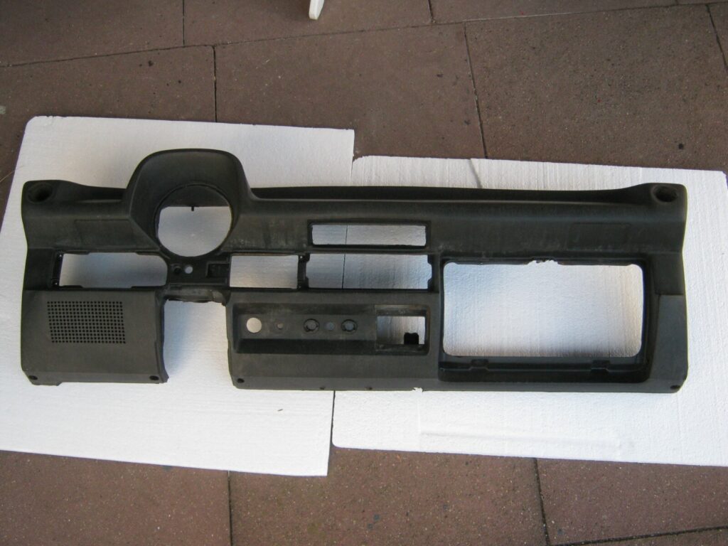 Volkswagen Beetle 1303 Front Dashboard