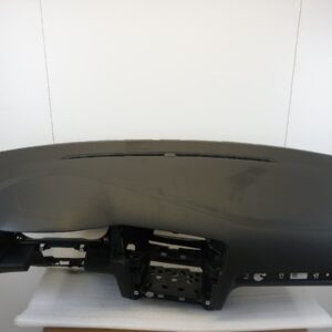 Volkswagen Golf VII Front Dashboard