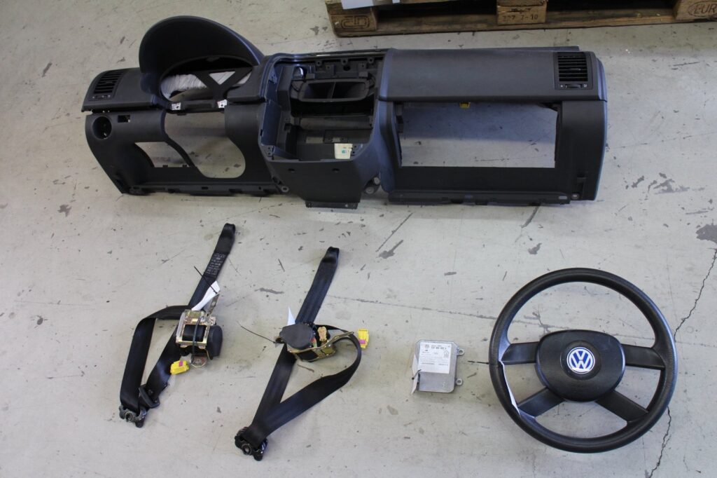 Volkswagen Polo 9N1 Front Dashboard Set