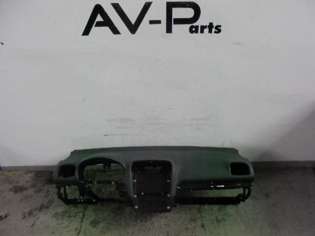 Volkswagen Golf VI Front Dashboard