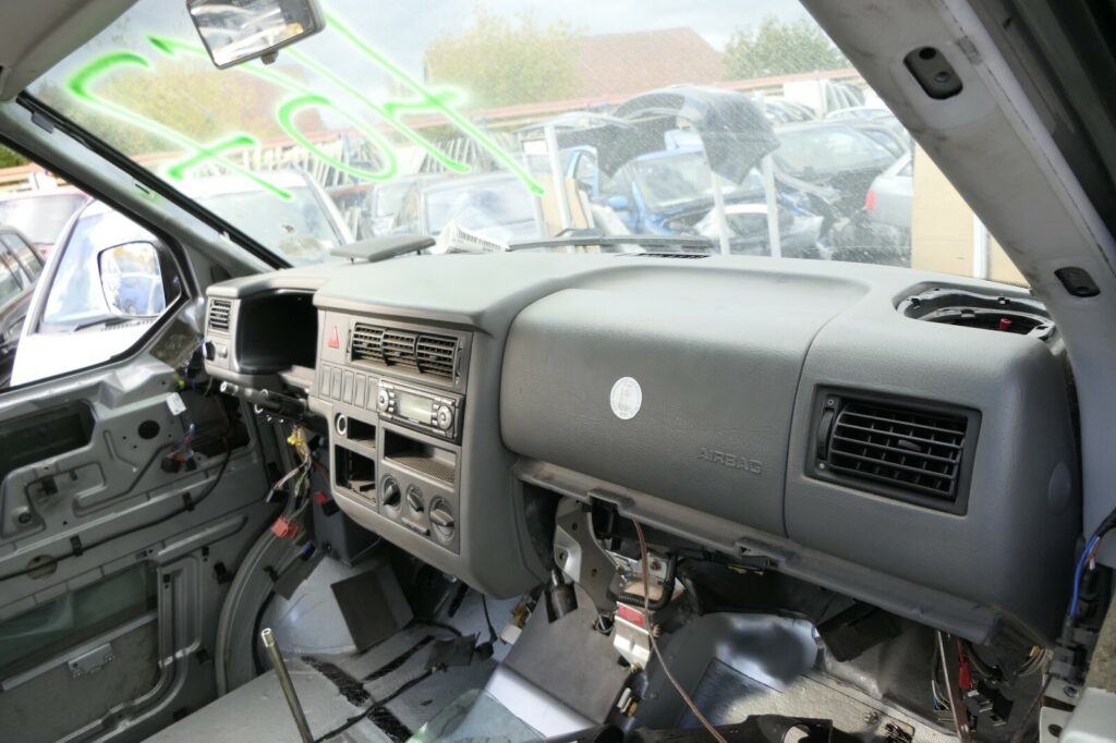 Volkswagen Transporter T4 / 7D Front Dashboard Grey