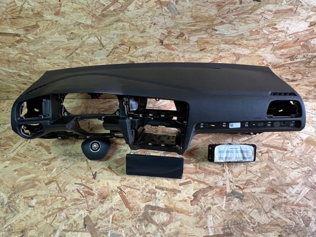 Volkswagen Golf VII Front Dashboard Set