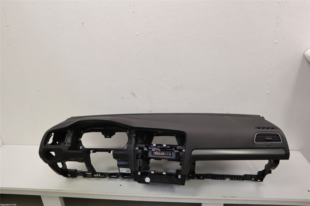 Volkswagen Golf / e-Golf VII Front Dashboard OEM 5G1857003QHR6