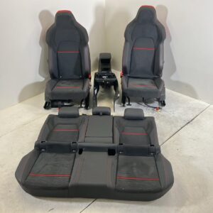 Volkswagen Golf VIII / CD Seat Set