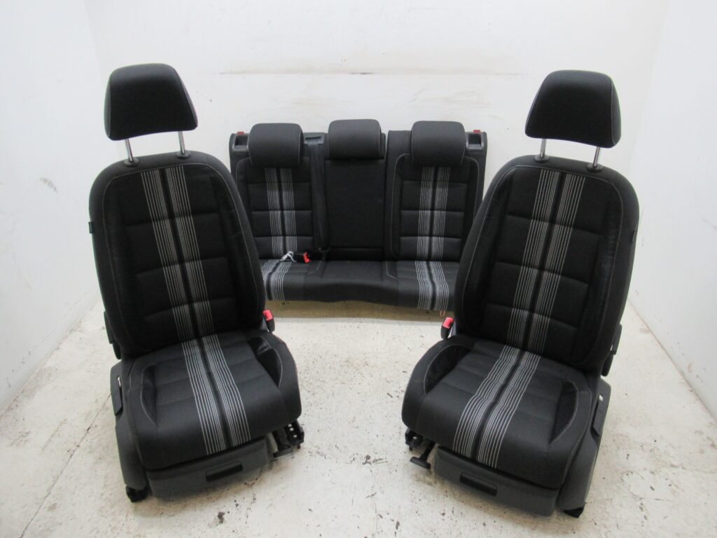 Volkswagen Golf VI / 5K Seat Set Black / Grey