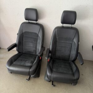 Volkswagen Transporter / Multivan T5 / T6 / T6.1 Front Seat Pair Black