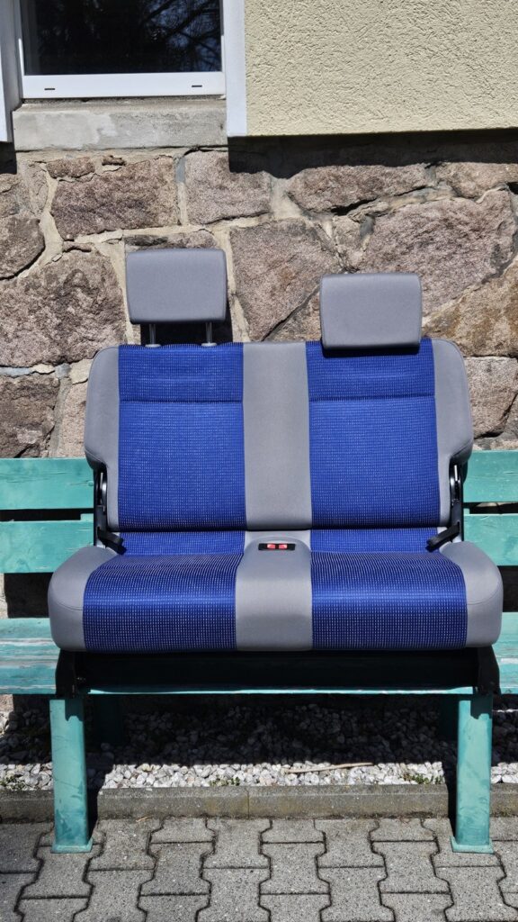 Volkswagen Caddy III / 2K Rear Bench Seat Blue / Grey