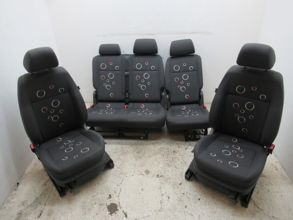 Volkswagen Caddy III / 2K Roncalli Seat Set Anthracite