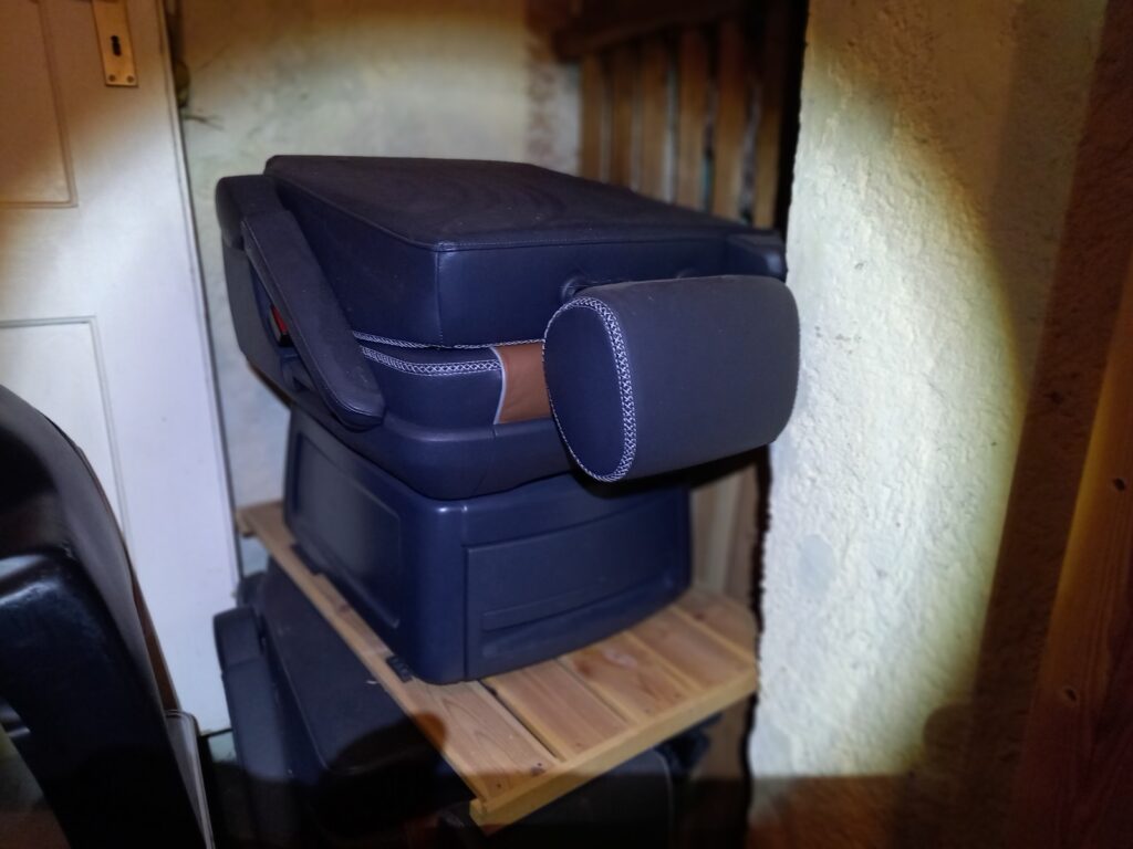 Volkswagen Transporter / Multivan T5 Rear Seat Pair