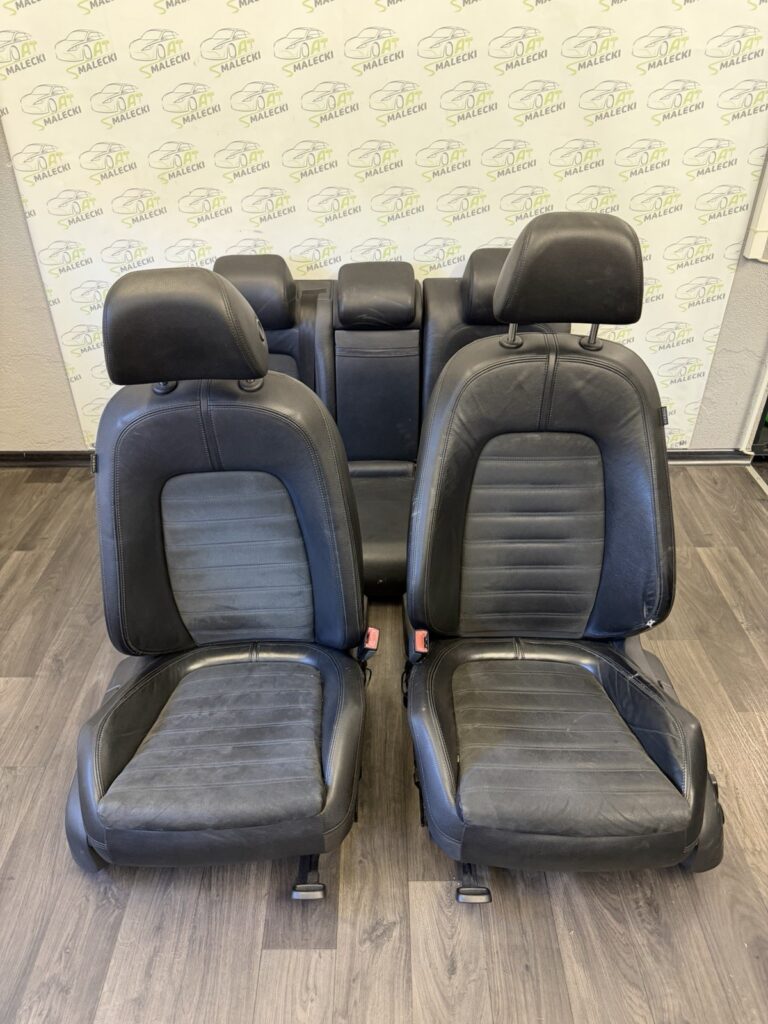 Volkswagen Passat B6 / 3C Sedan Seat Set