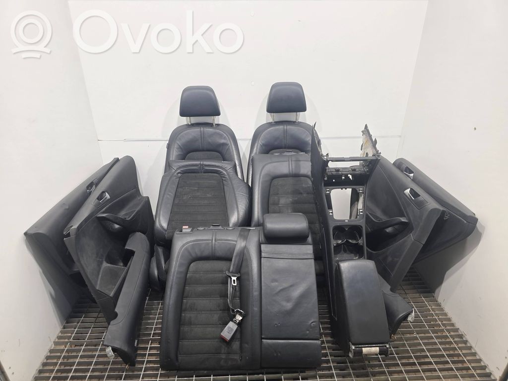 Volkswagen Passat B6 Seat Set Black