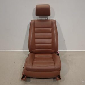 Volkswagen Touareg I / 7L Front Right Seat