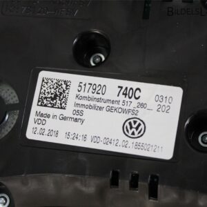 Volkswagen Golf Sportsvan Instrument Cluster OEM 517920740C