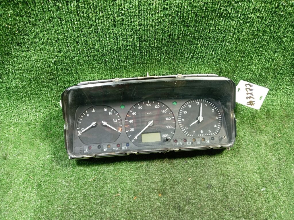 Volkswagen Transporter / Multivan T4 Instrument Cluster OEM 7D0919850L