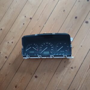Volkswagen Transporter / Multivan T4 Instrument Cluster OEM 7D0919861P
