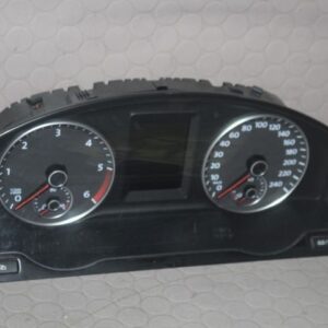 Volkswagen Transporter / Multivan T5 Facelift Instrument Cluster OEM 7E0920870C