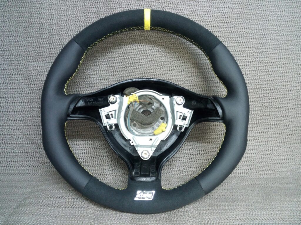 Volkswagen Golf IV / Bora / Passat Steering Wheel Black OEM 1J0419091
