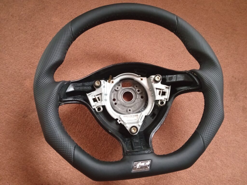 Volkswagen Golf IV / Bora / Passat Steering Wheel Black