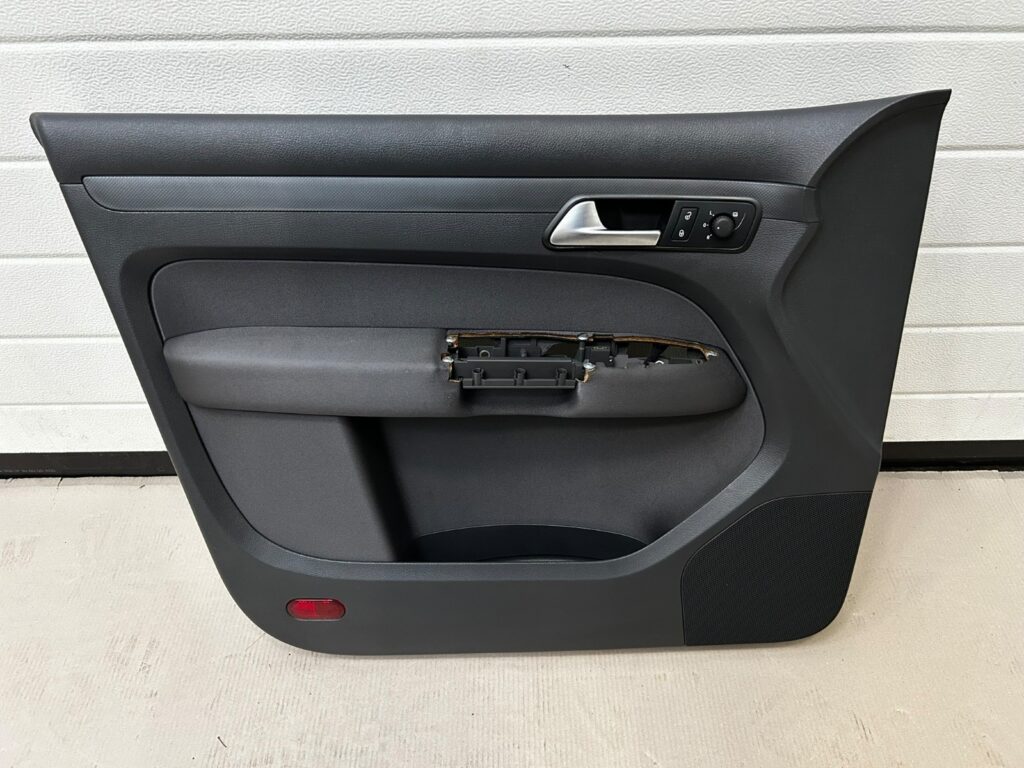 Volkswagen Caddy 2K Front Left Door Panel Anthracite OEM 2K1867011N